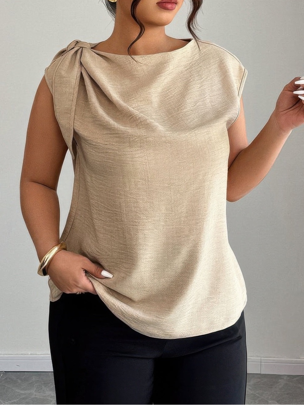 Tie Neck Colorblock Sleeveless Blouse